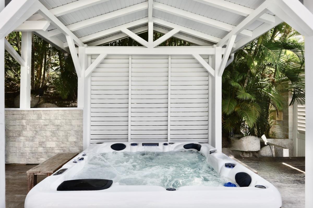 jacuzzi-privatif-haute-gamme-spa bis